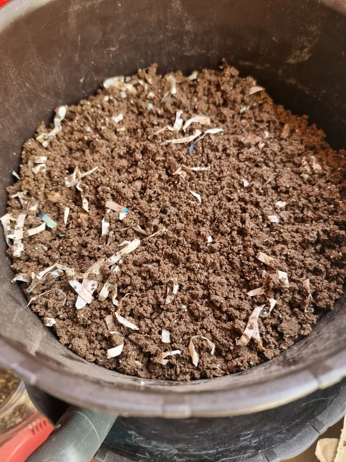Humus procesado libre de partículas plásticas